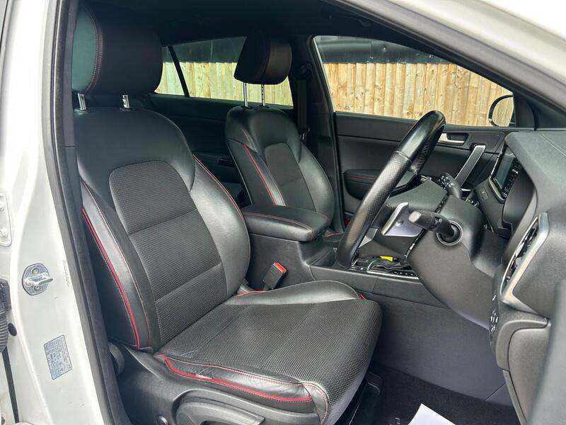 Kia Sportage view 3