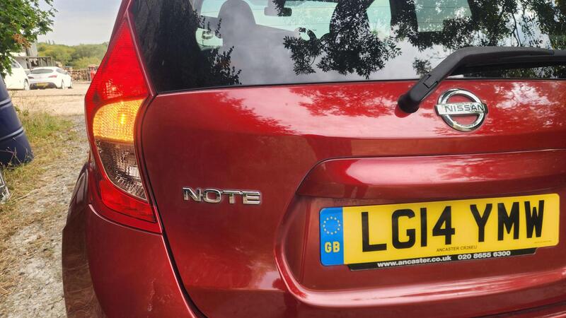 2014 Nissan Note — photo 11