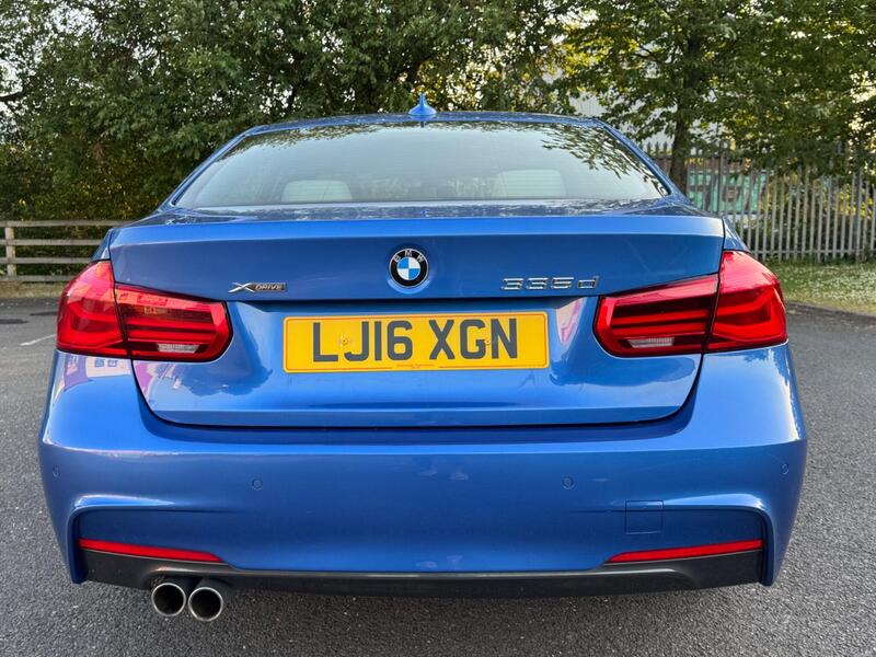 BMW 3 Series view 7
