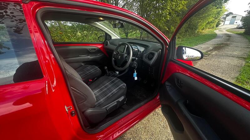 2018 Peugeot 108 — photo 9