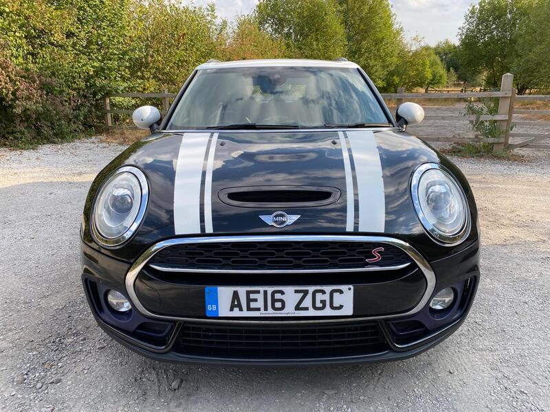 Mini Clubman view 2