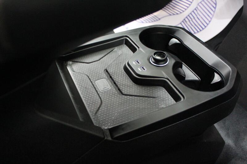 2022 BMW iX in White — image 74 of 88