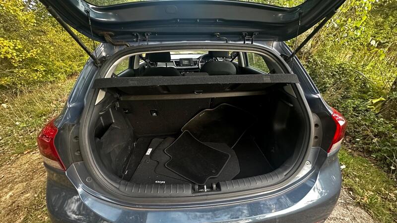 2017 Kia Rio — photo 17