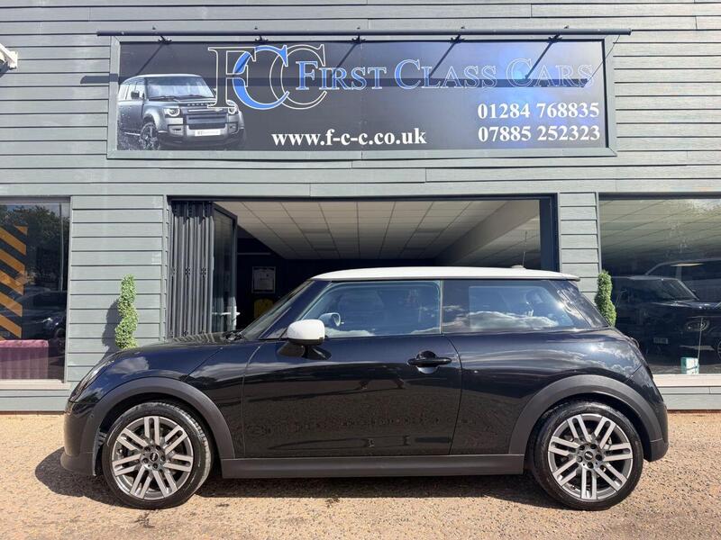 MINI Hatch view 3