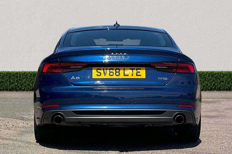 Audi A5 view 6