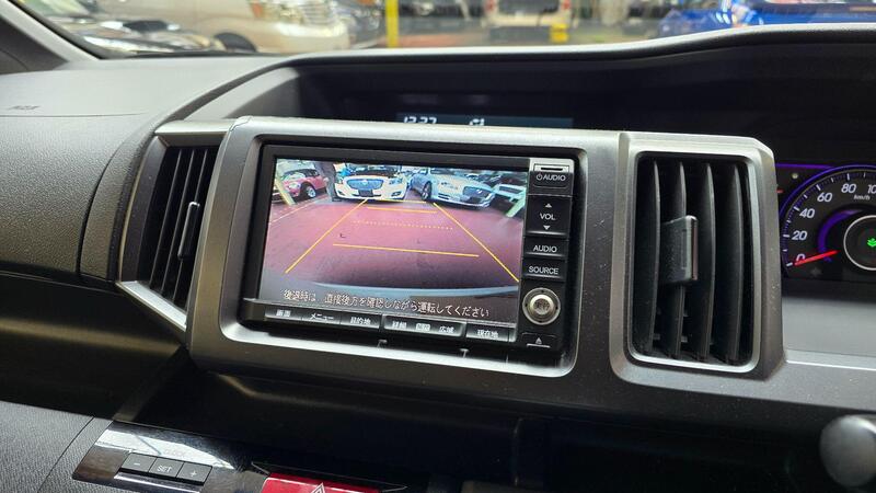Honda Stepwagon view 5