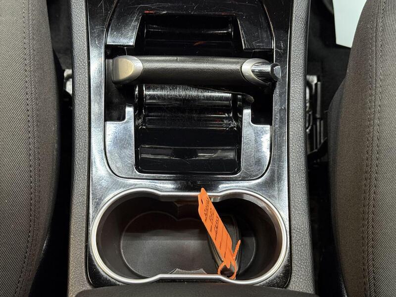 Ford Galaxy view 19