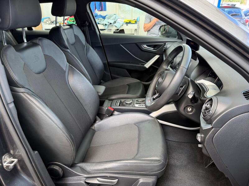 Audi Q2 view 3