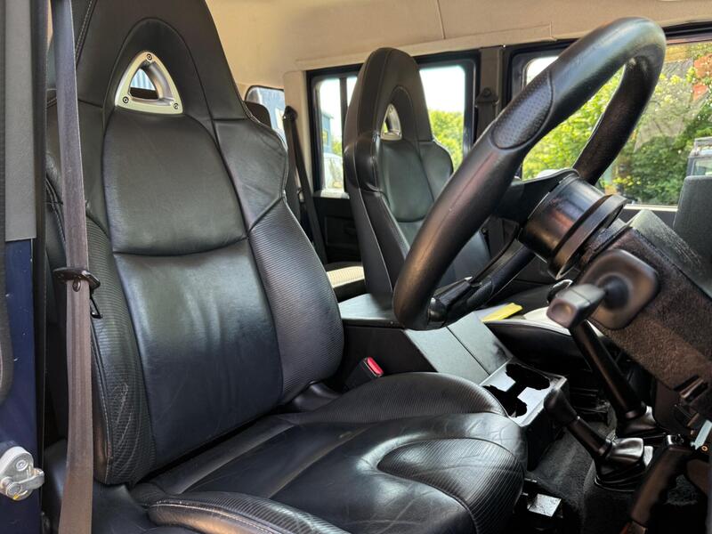 Land Rover Defender 110 view 2