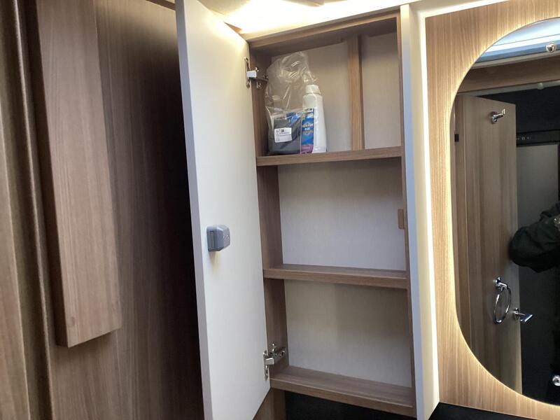 Auto-Trail Imala 730 — image 47