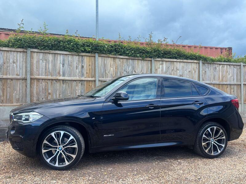 BMW X6 view 5