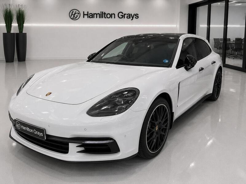 Porsche Panamera view 3
