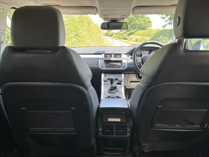 Land Rover Range Rover Evoque view 22
