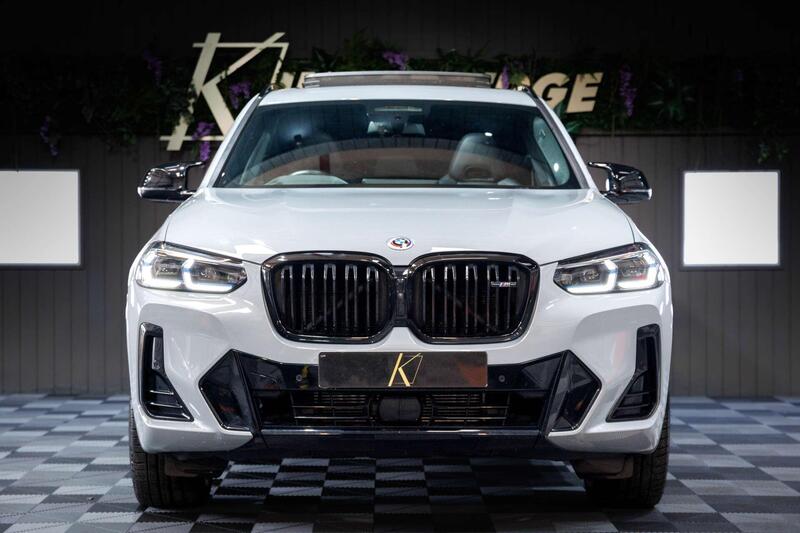 BMW X3 view 4