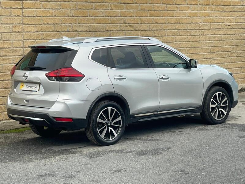 Nissan X Trail view 7