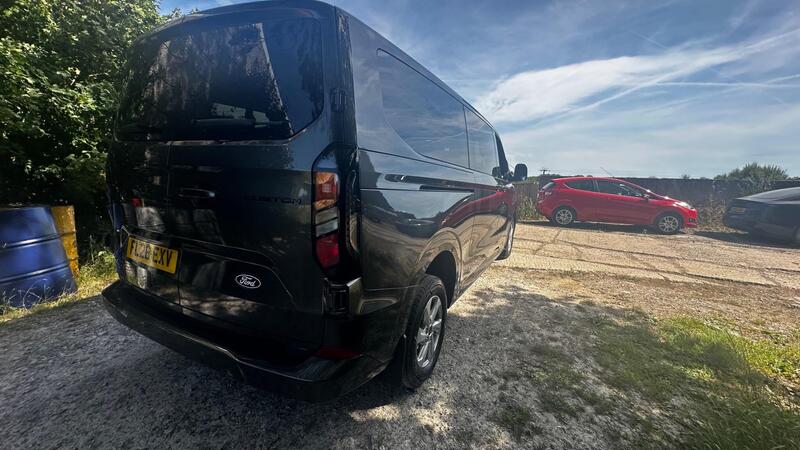 2026 Ford Transit Custom — photo 5