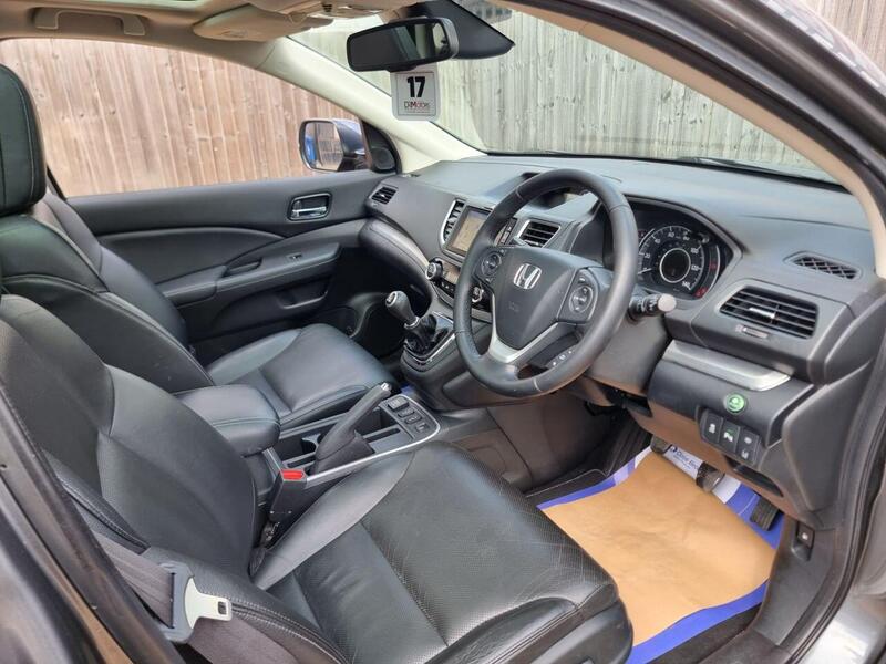 Honda CR-V view 2
