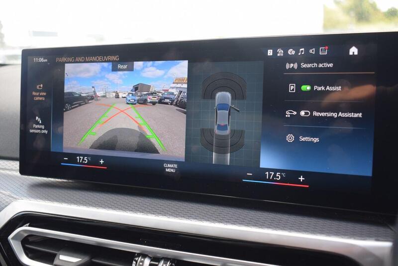 BMW 3 Series view 2