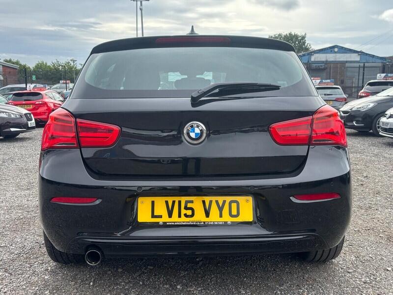 BMW 1 Series view 6