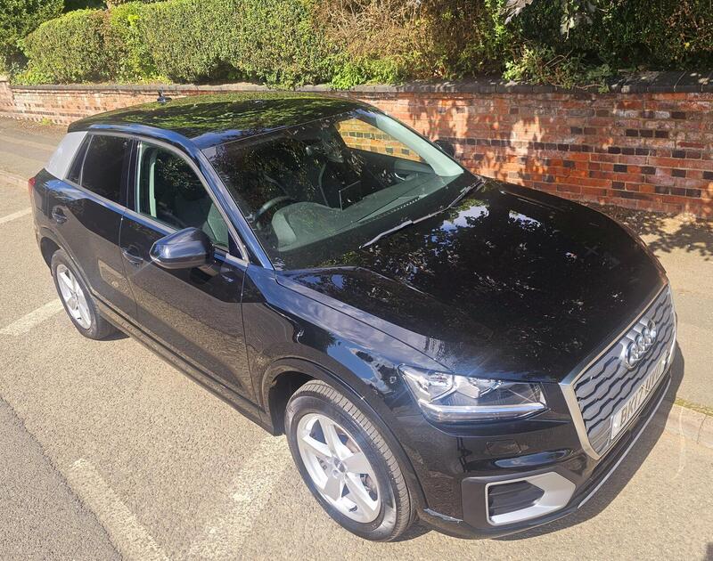 Audi Q2 view 3