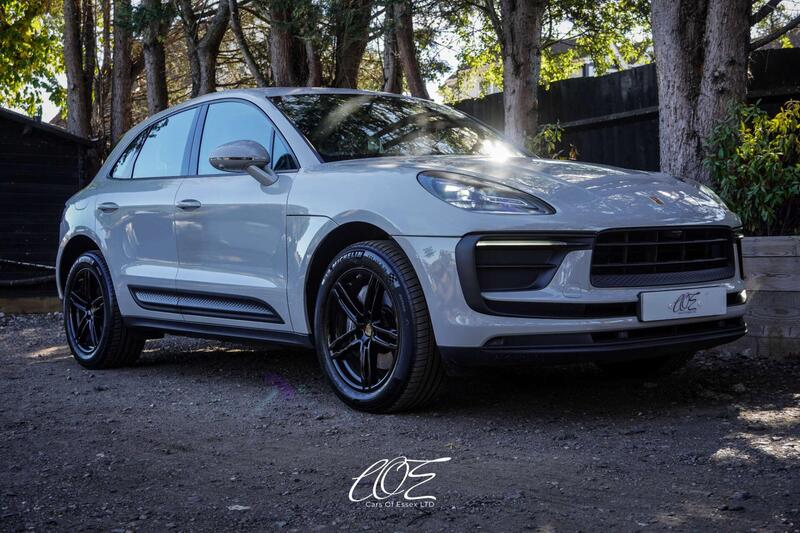 2022 Porsche Macan