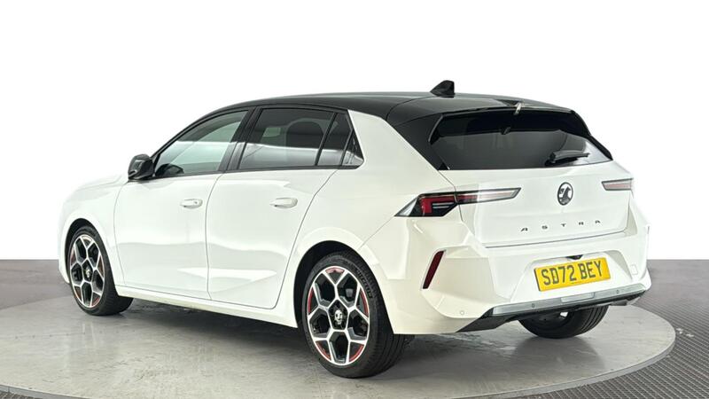 Vauxhall Astra view 6