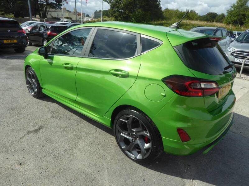 Ford Fiesta view 5
