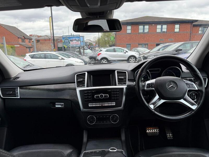 Mercedes-Benz M-Class view 6
