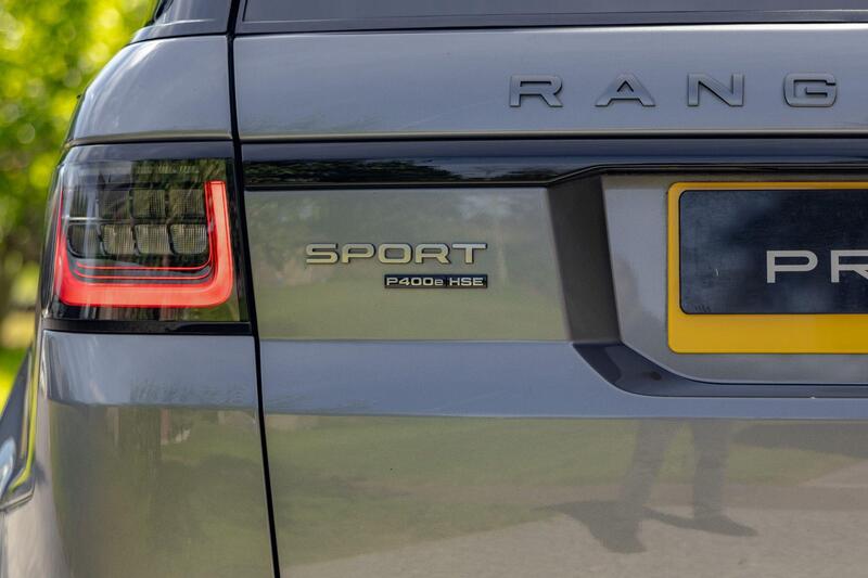 Land Rover Range Rover Sport view 4