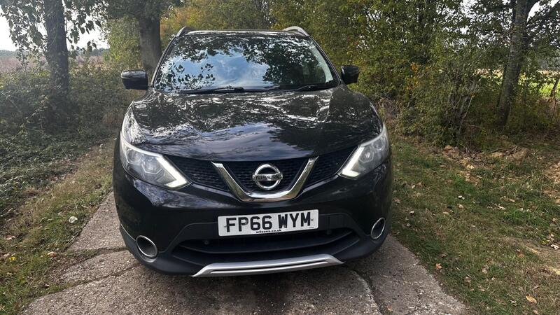 2016 Nissan Qashqai — photo 2