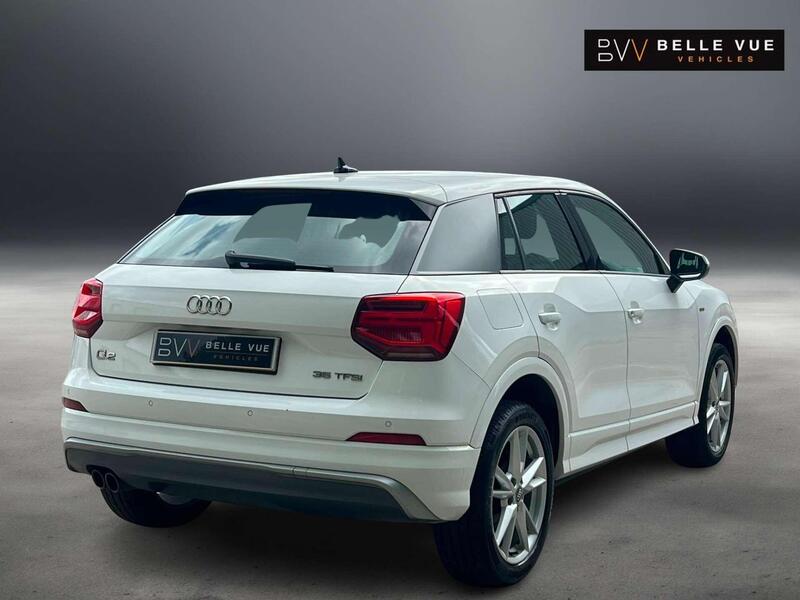 Audi Q2 view 3