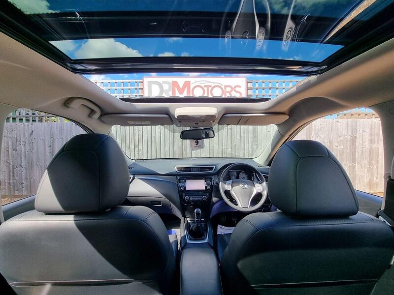 Nissan X-Trail view 5