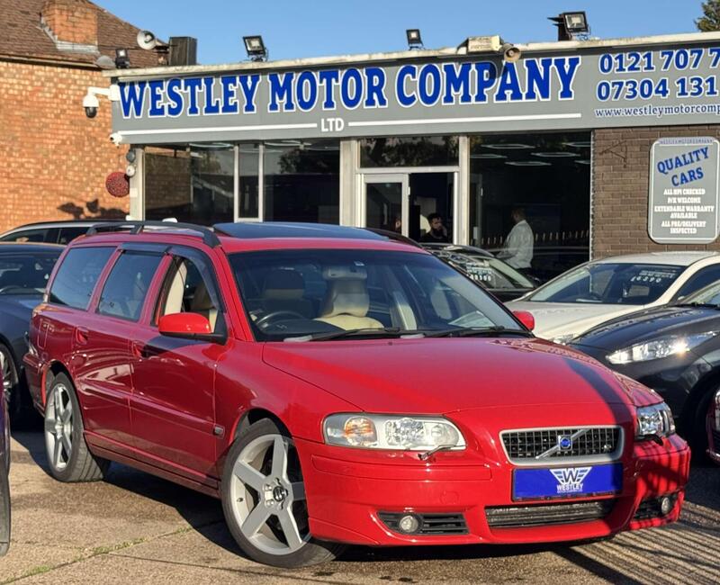 Volvo V70 view 5