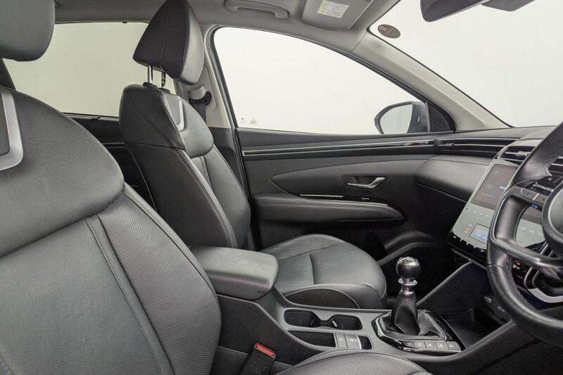 Hyundai Tucson view 3