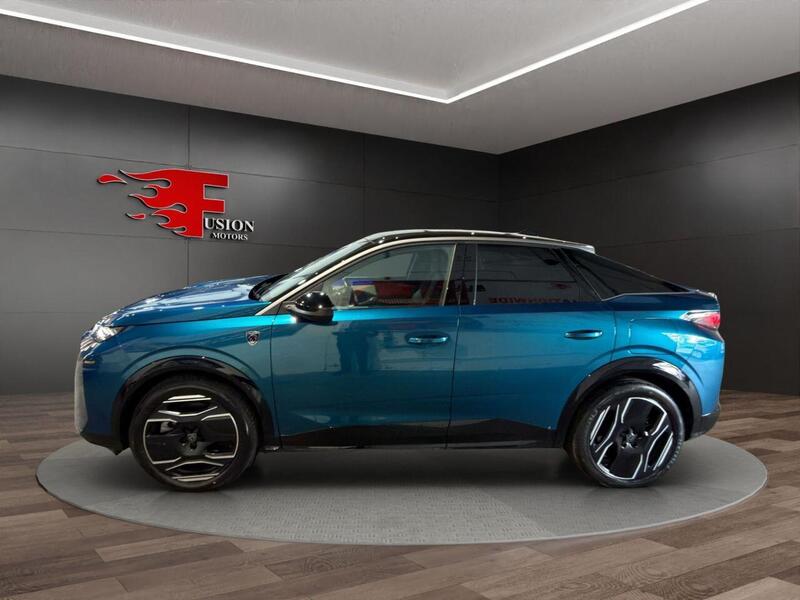 Peugeot 3008 view 3
