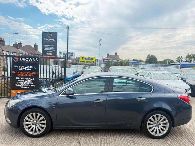 Vauxhall Insignia view 6