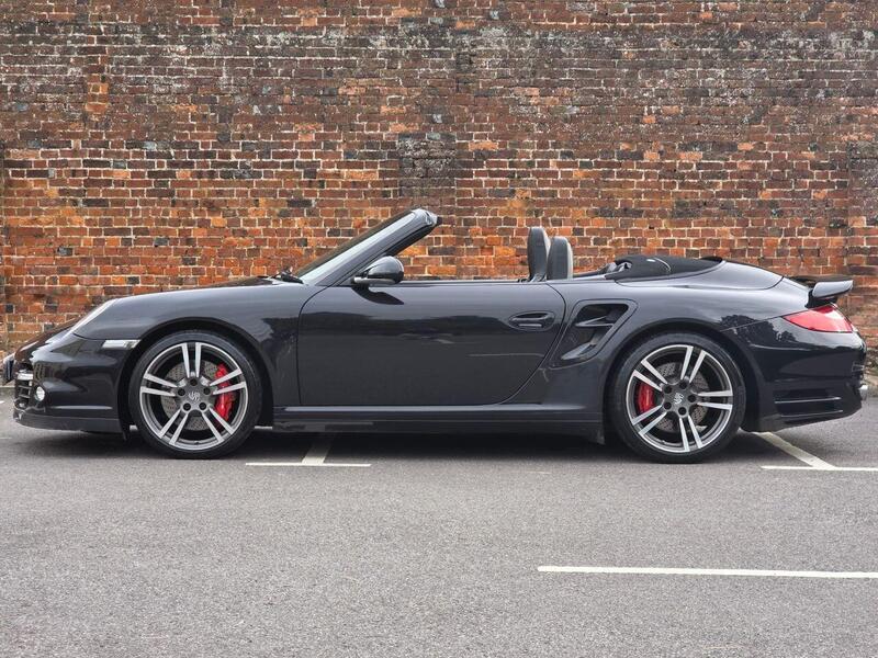 Porsche 911 view 2