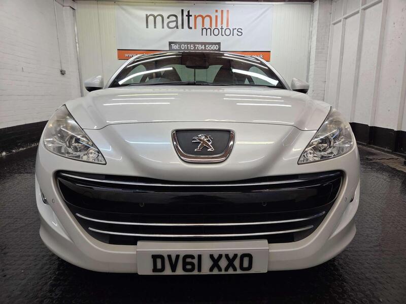 Peugeot RCZ view 2