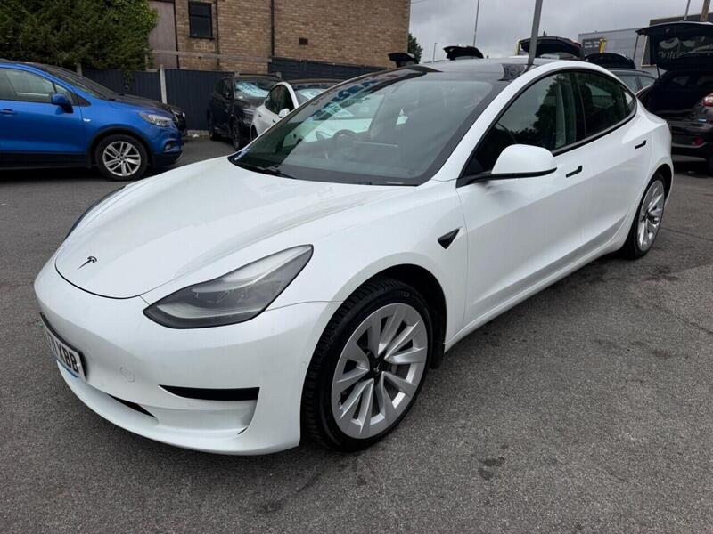 Tesla Model 3 view 5