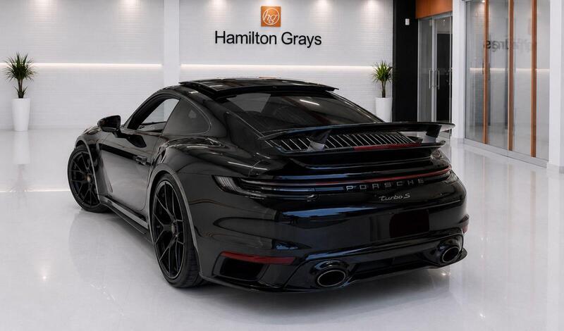 Porsche 911 view 2