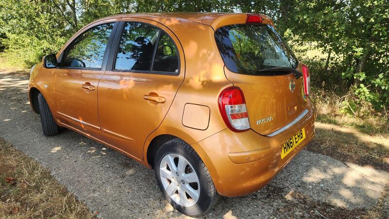 2011 Nissan Micra — photo 9