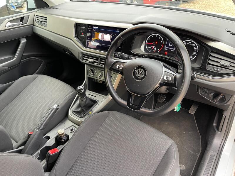 Volkswagen Polo 1.0 TSI Match Euro 6 (s/s) 5dr thumbnail 21
