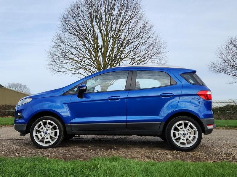 Ford Ecosport view 6