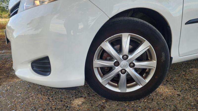 2012 Toyota Yaris — photo 48