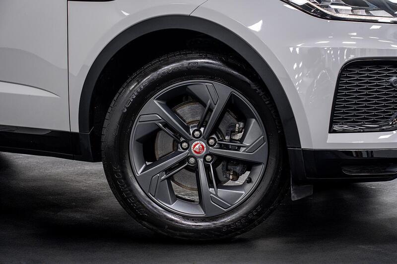 Jaguar E-Pace view 4