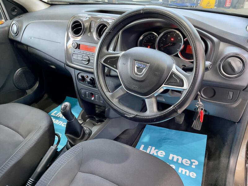 Dacia Sandero view 5