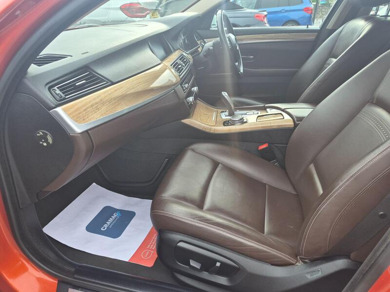 BMW 5 Series view 5