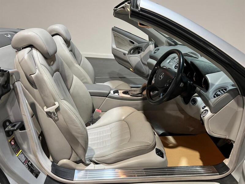 Mercedes-Benz SL view 6