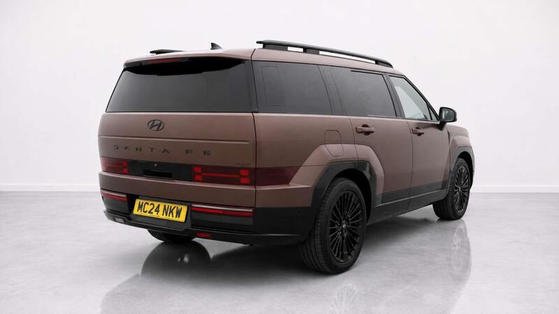Hyundai Santa Fe view 4