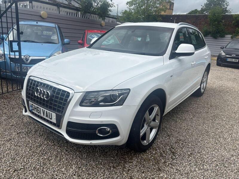 Audi Audi Q5 view 3